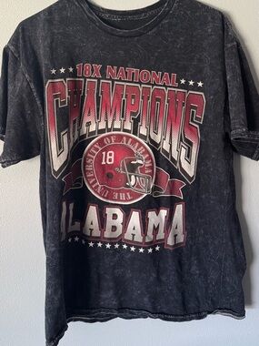 Alabama 18X National Champions Graphic Tee - Black & Crimson